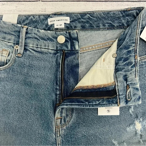 Good American Good Classic Distressed
Straight Leg High Rise Jeans Size 4/27
NEW - Picture 7 of 11